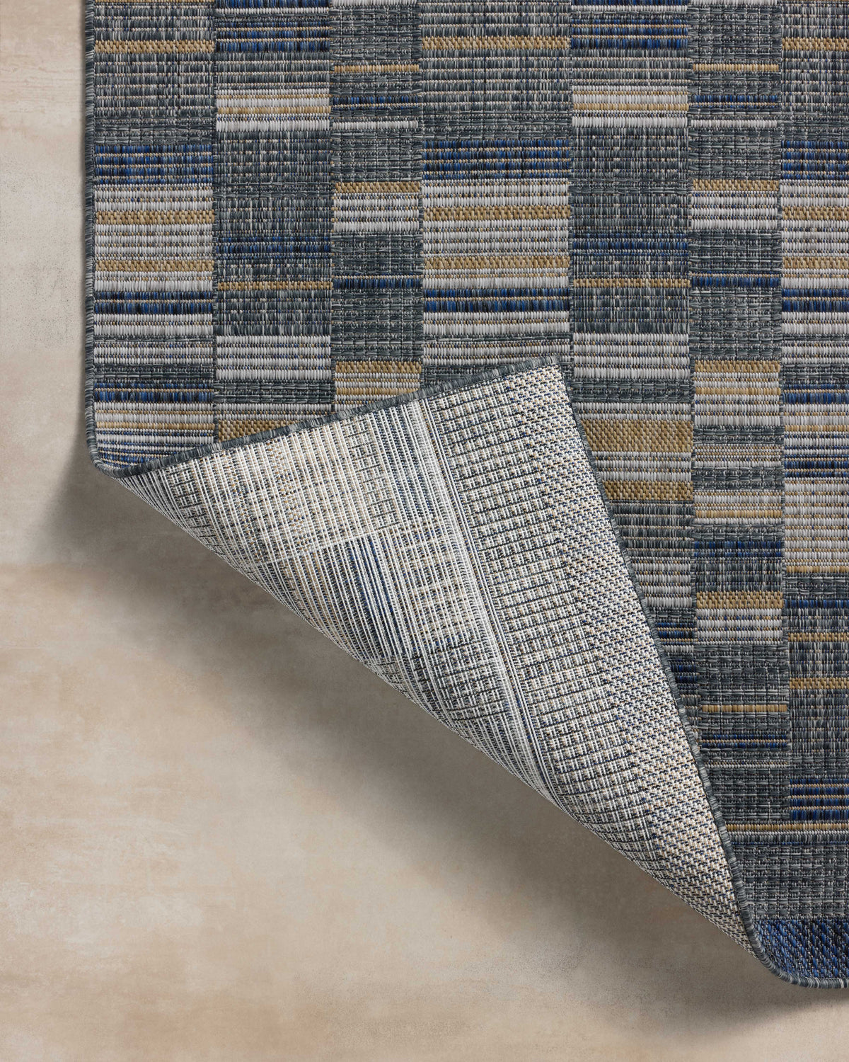 Loloi Birch 2\'-3\" x 3\'-9\" Indoor/Outdoor Accent Rug