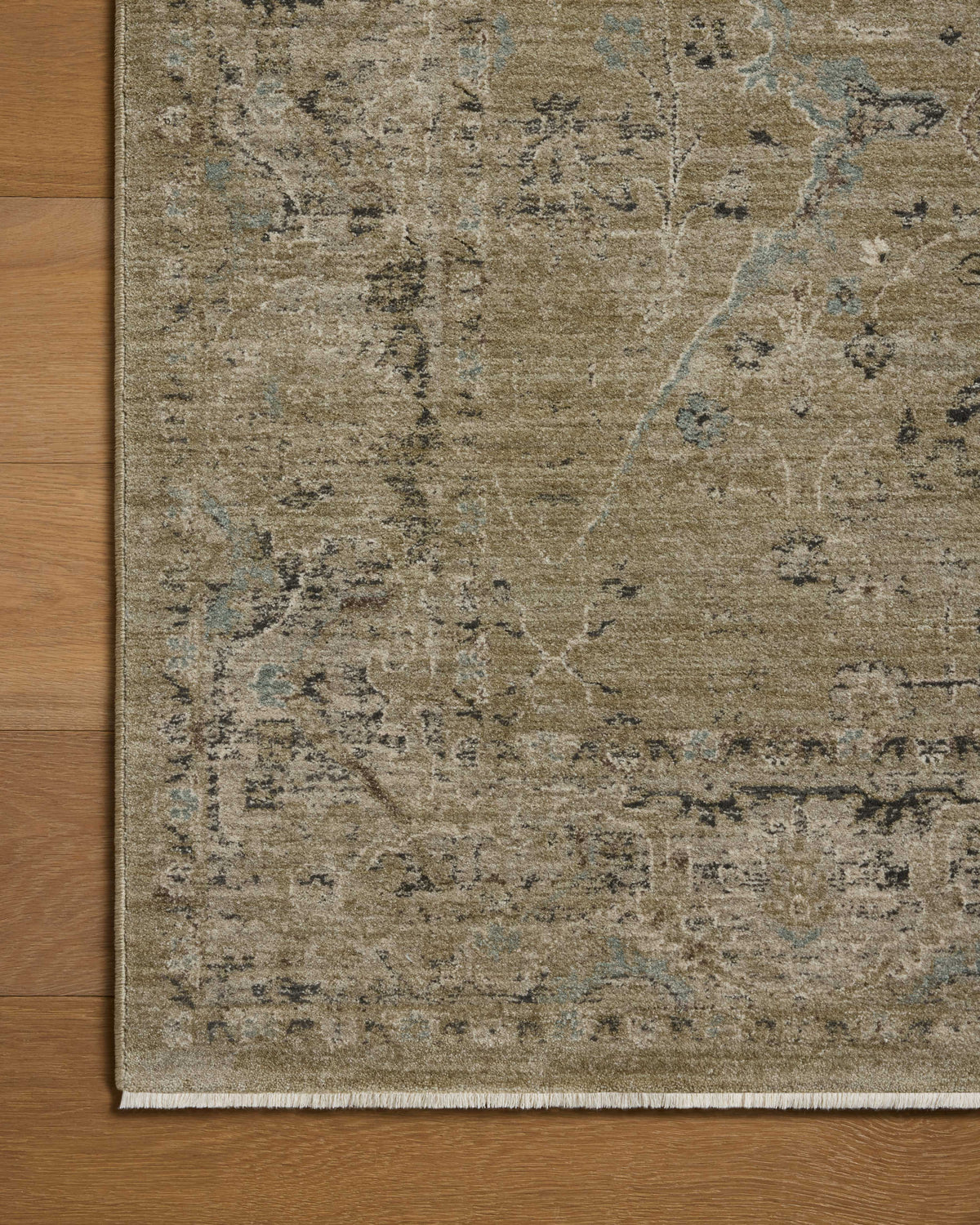 Loloi Briar Round Area Rug