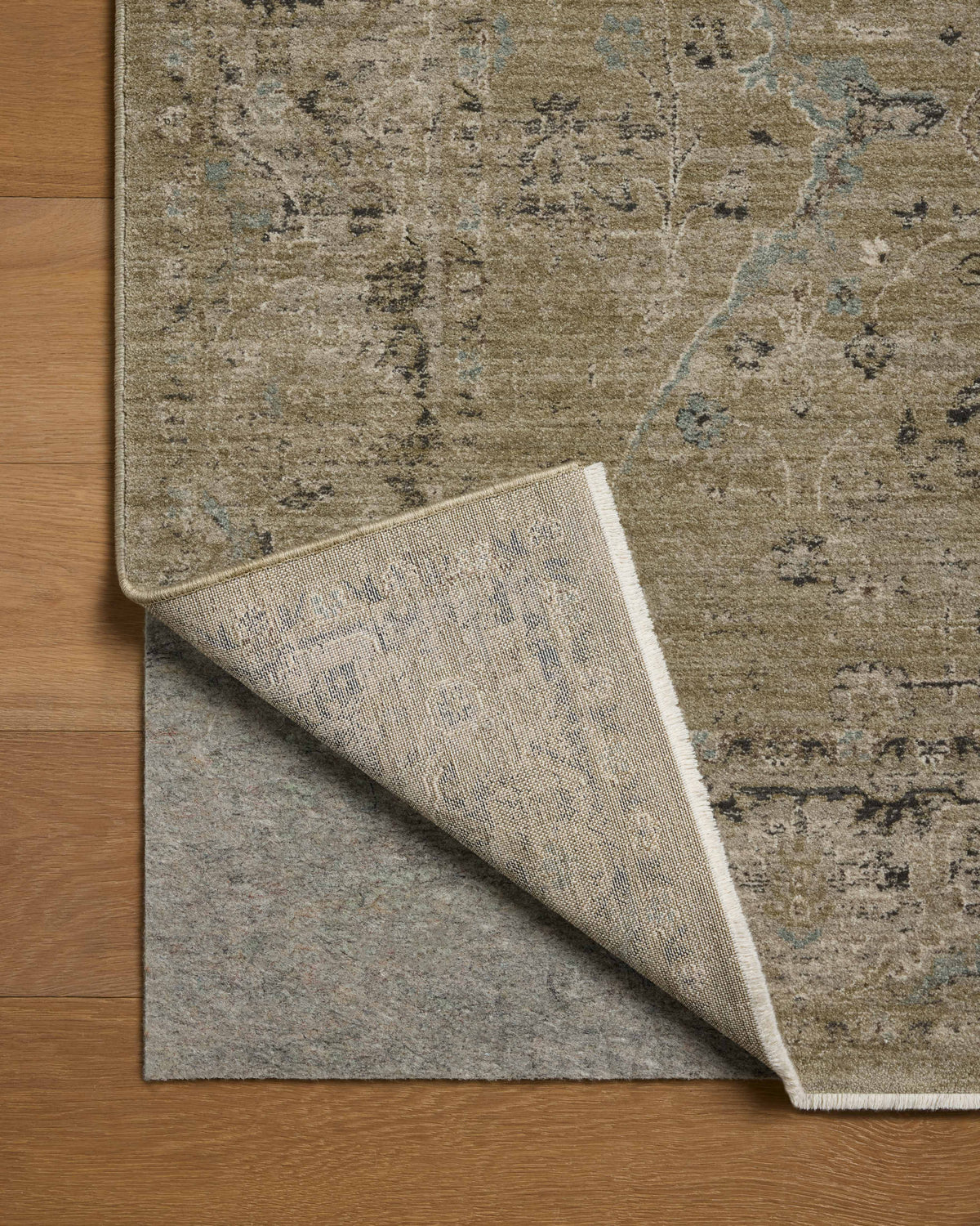 Loloi Briar Round Area Rug