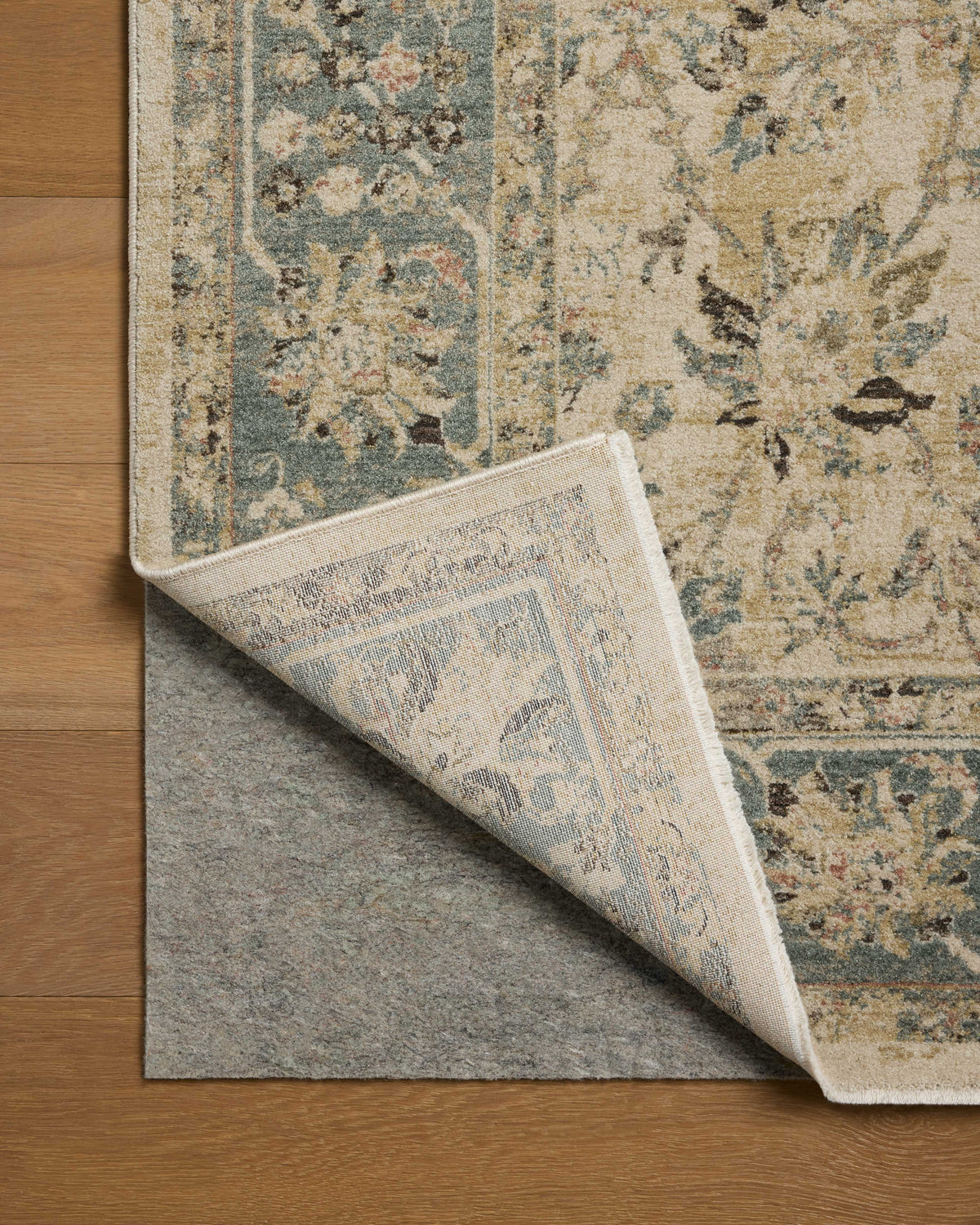 Loloi Briar Accent Rug