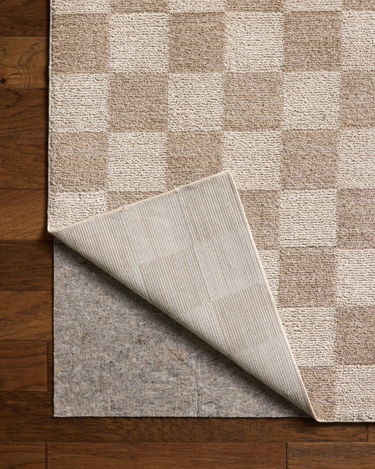 Chris Loves Julia x Loloi Calvin 18" x 18" Sample Rug