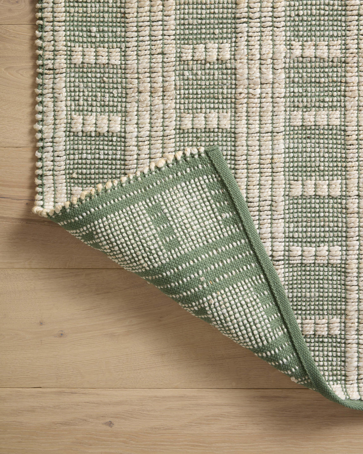 Angela Rose x Loloi Colton 18" x 18" Sample Rug