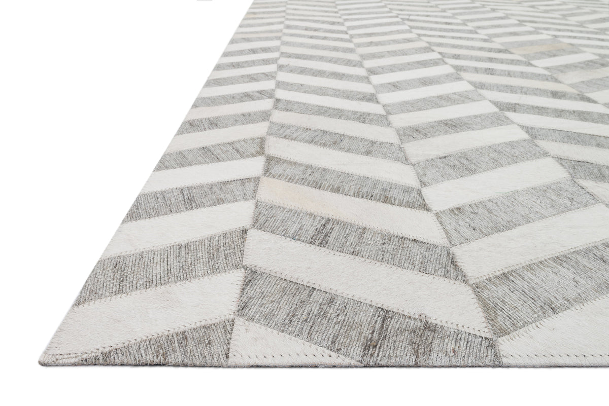 Loloi Dorado 2'-6" x 8'-0" Runner Rug