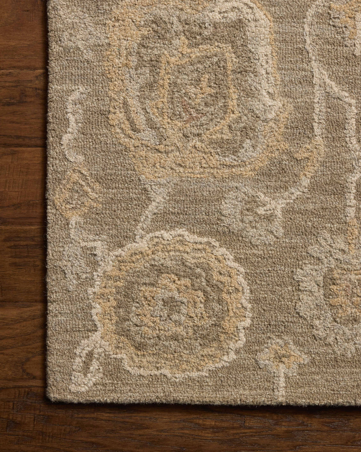 Chris Loves Julia x Loloi Dorothea 18" x 18" Sample Rug