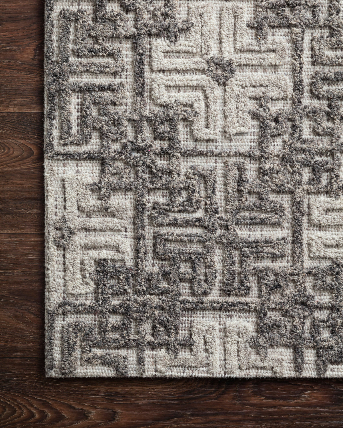 Loloi Ehren 18" x 18" Sample Rug