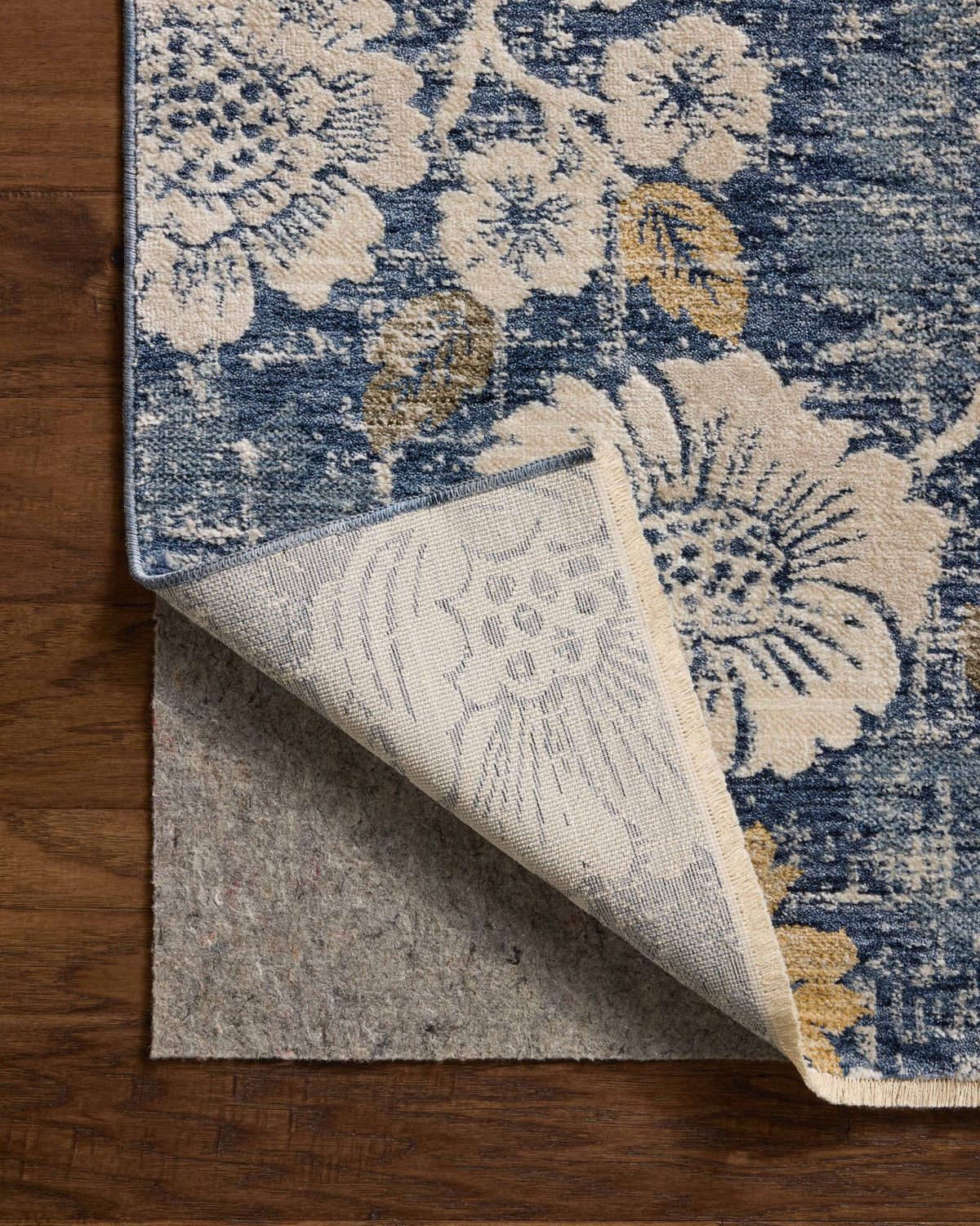 Loloi Eileen 18" x 18" Sample Rug