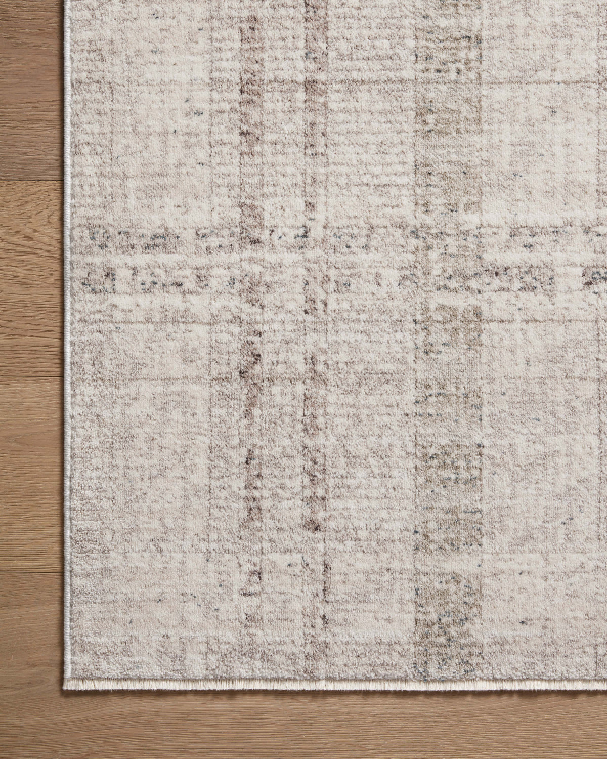Angela Rose x Loloi Ember 18" x 18" Sample Rug