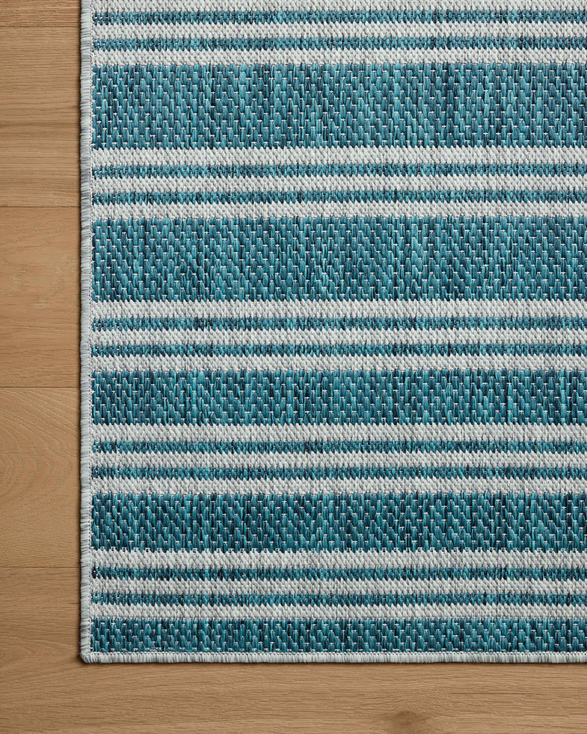 Loloi Easton Accent Rug