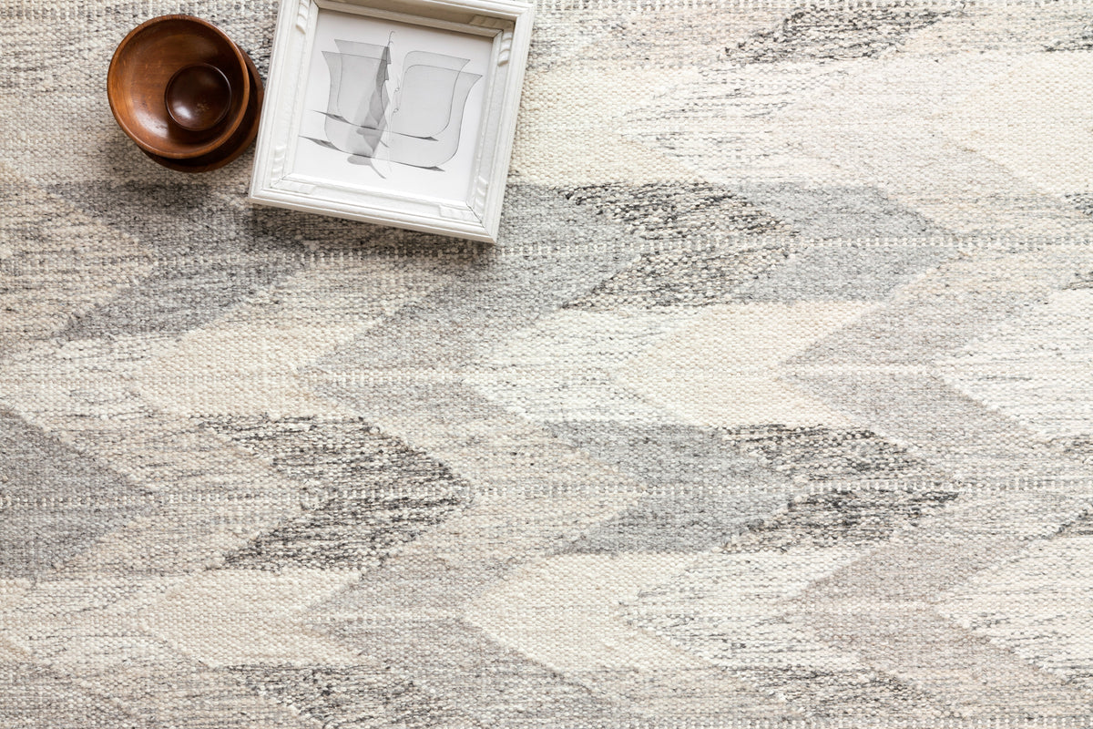 Loloi Evelina 18" x 18" Sample Rug