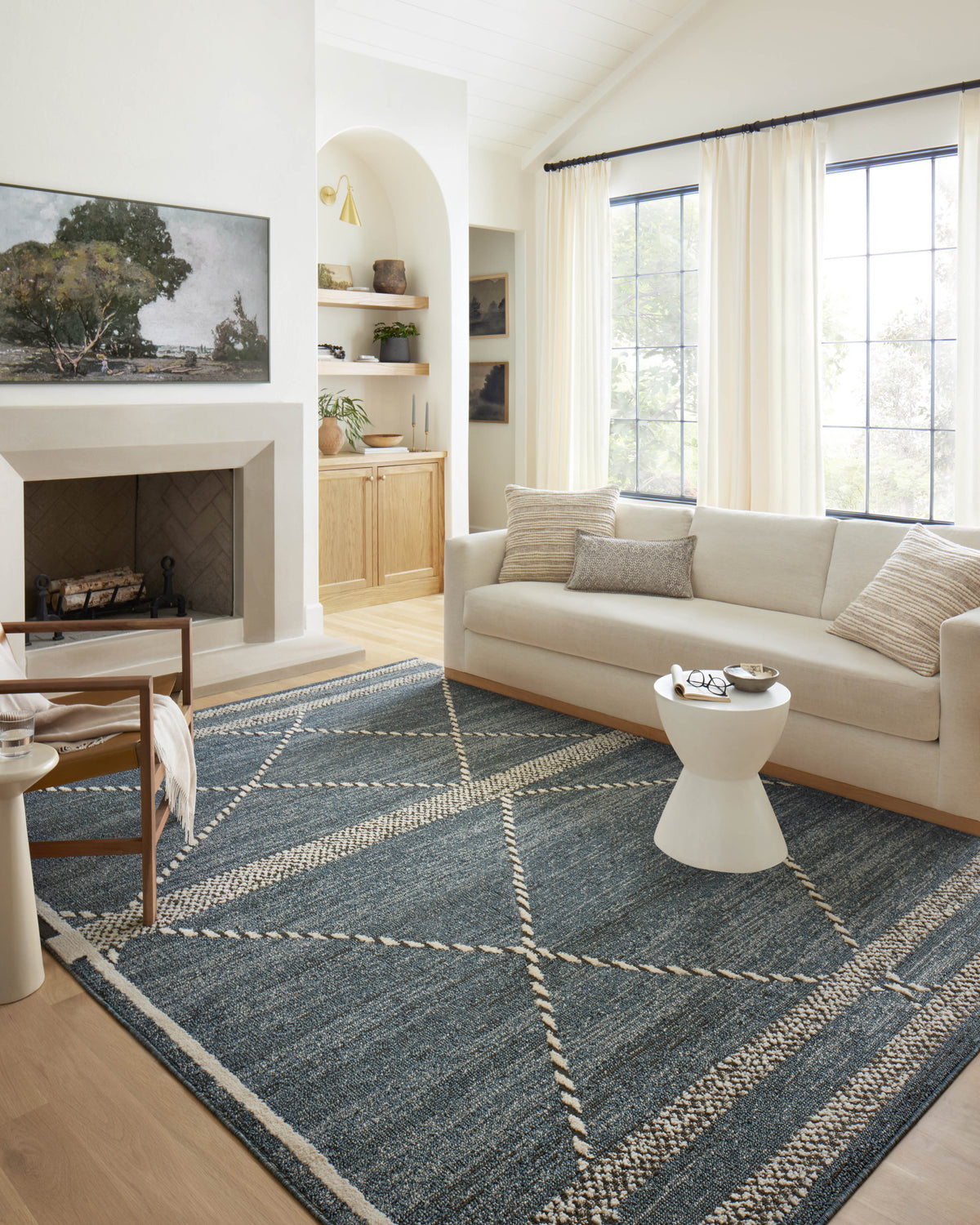 Loloi Fabian 18" x 18" Sample Rug