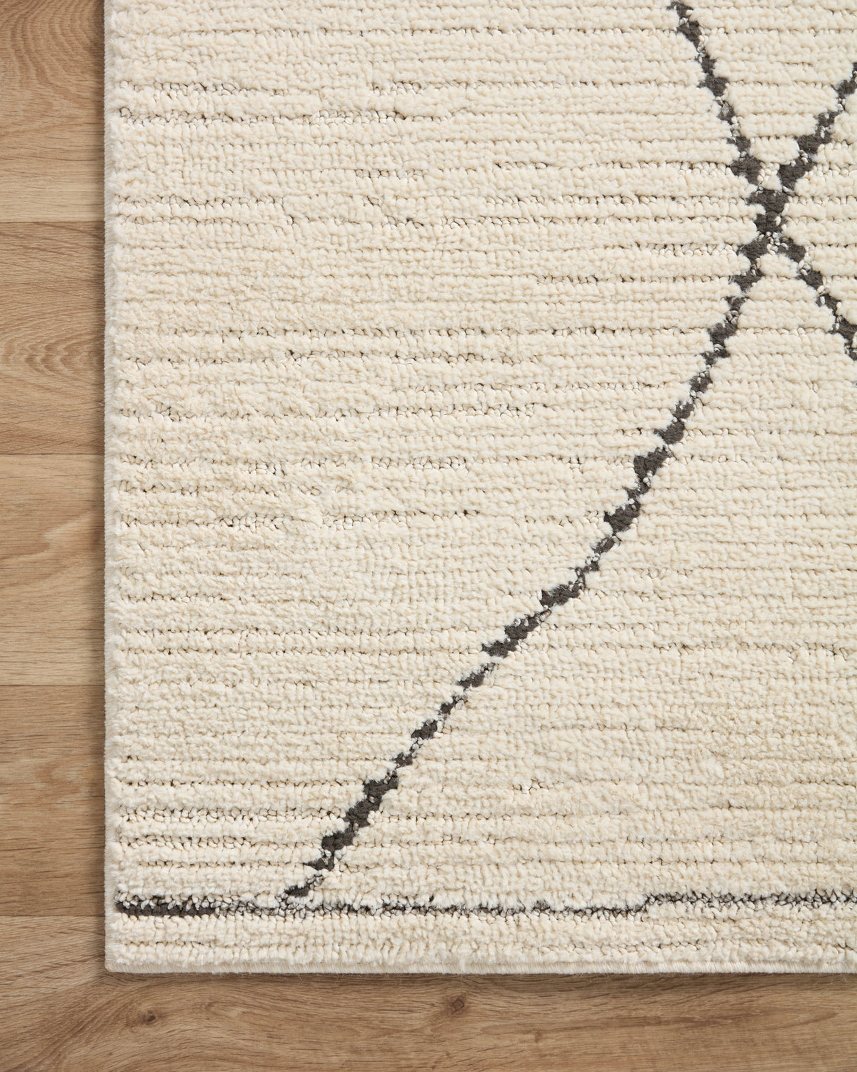 Loloi Fabian 7'-10" x 7'-10" Square Area Rug