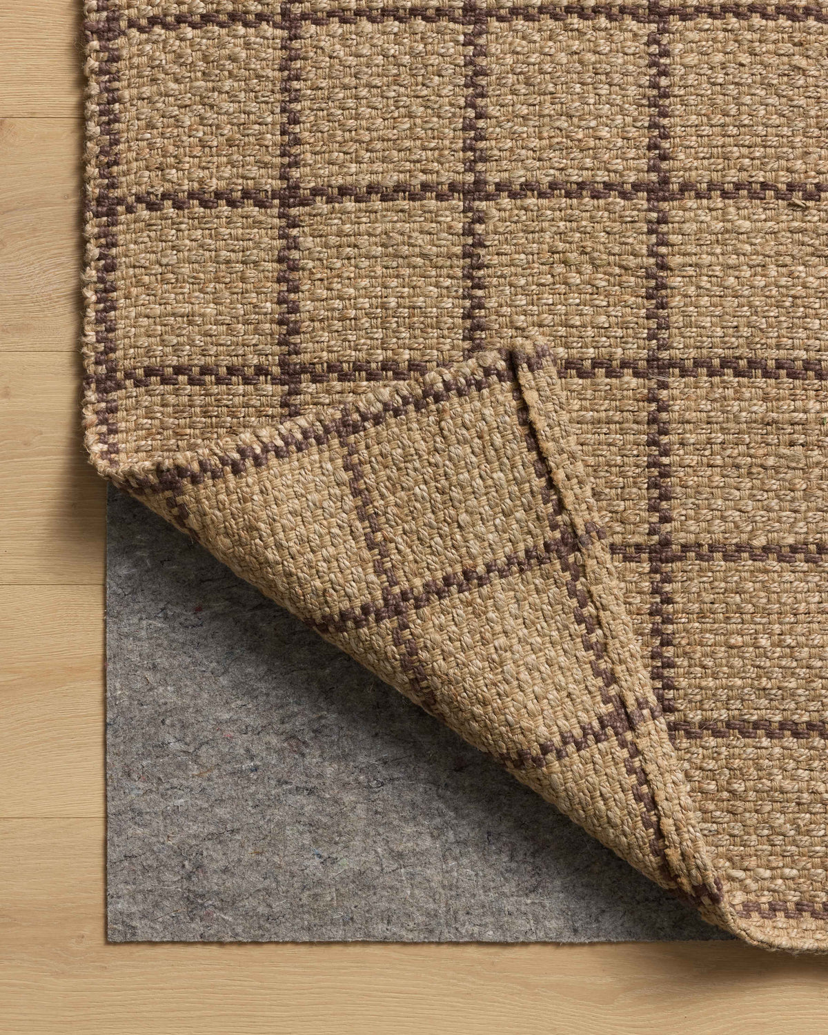 Chris Loves Julia x Loloi Fletcher 18" x 18" Sample Rug