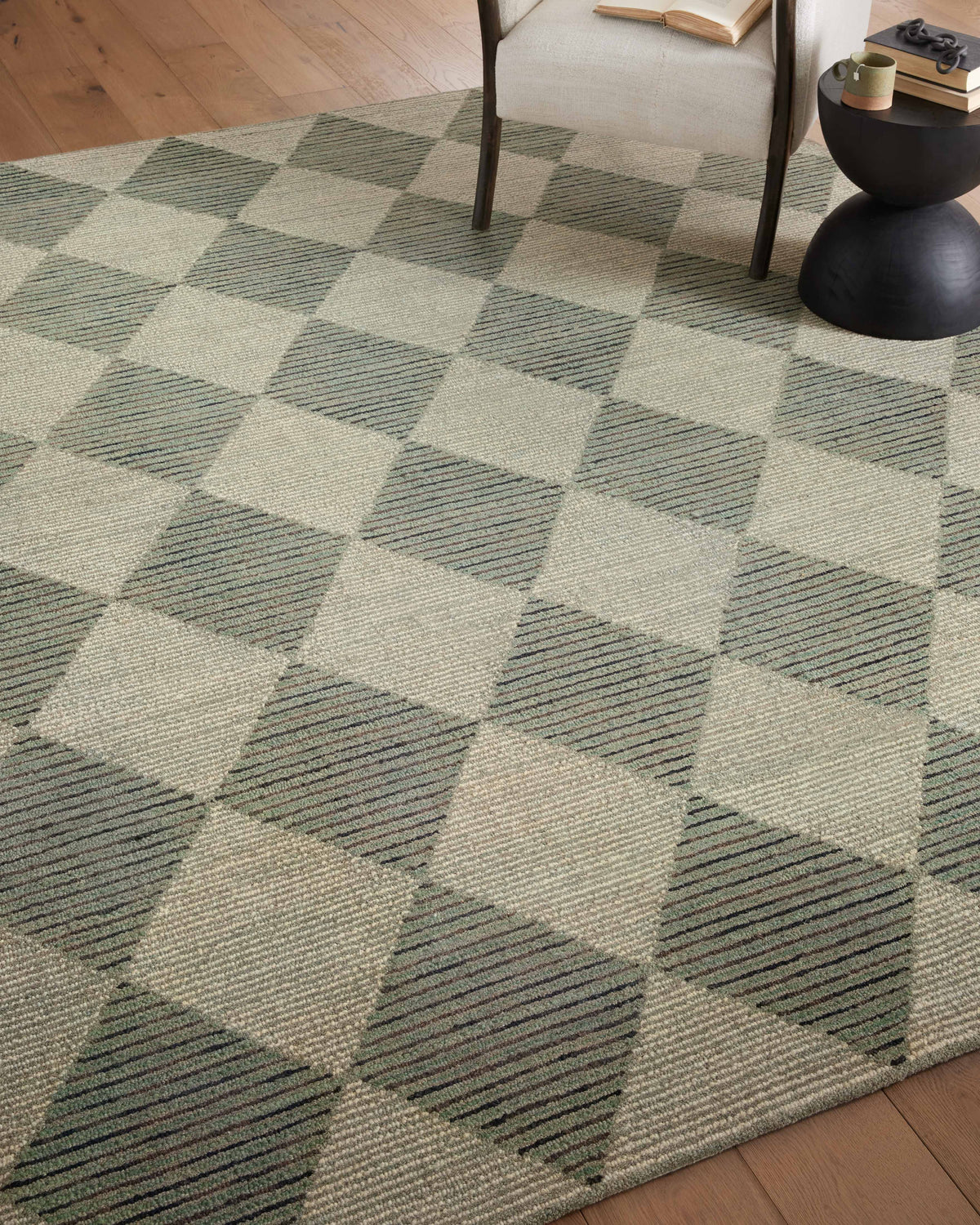 Chris Loves Julia x LoloiFrancis 18" x 18" Sample Rug