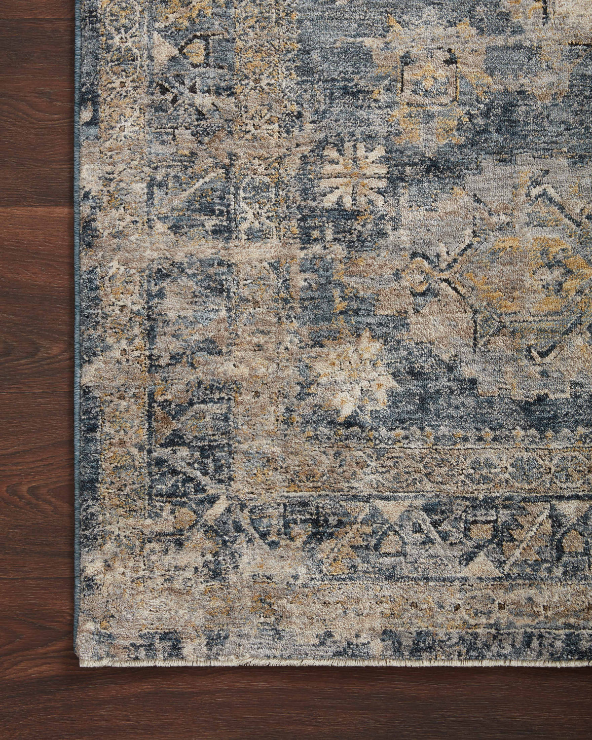 Loloi Area Rug
