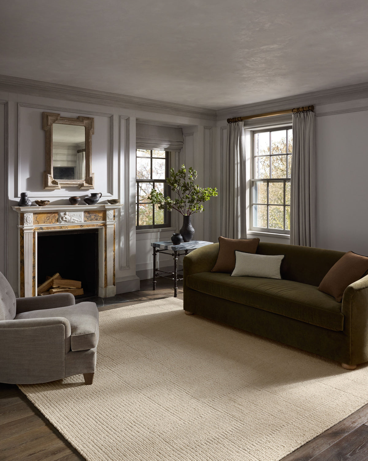 Jeremiah Brent x Loloi Greenwich 18" x 18" Sample Rug