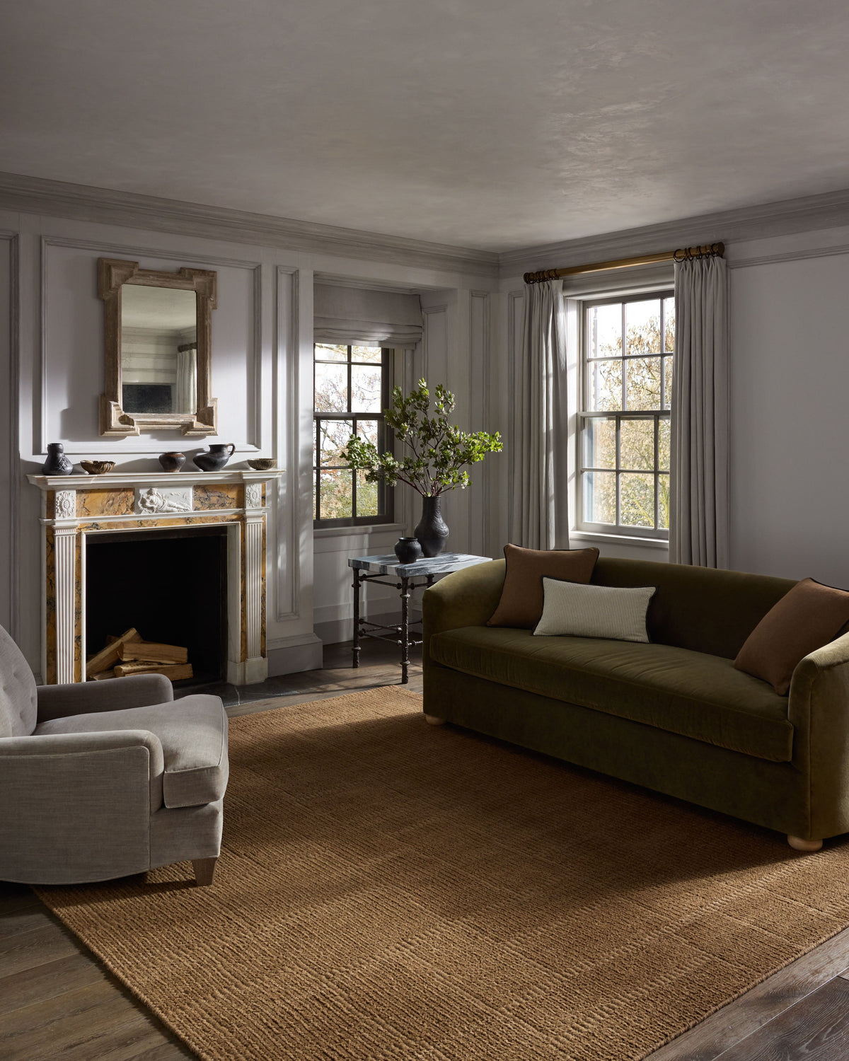 Jeremiah Brent x Loloi Greenwich 18" x 18" Sample Rug