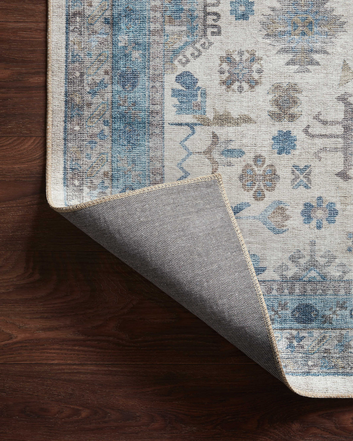 Loloi Accent Rug