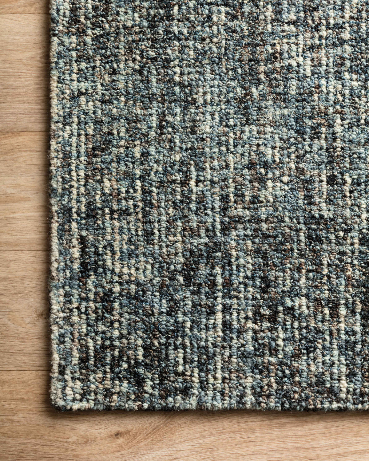 Loloi 3'-6" x 5'-6" Accent Rug