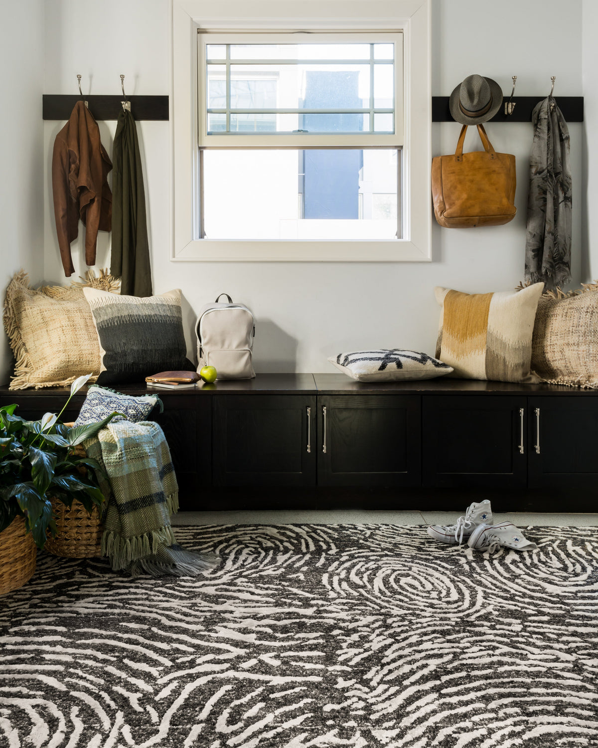 Loloi Juneau 18" x 18" Sample Rug