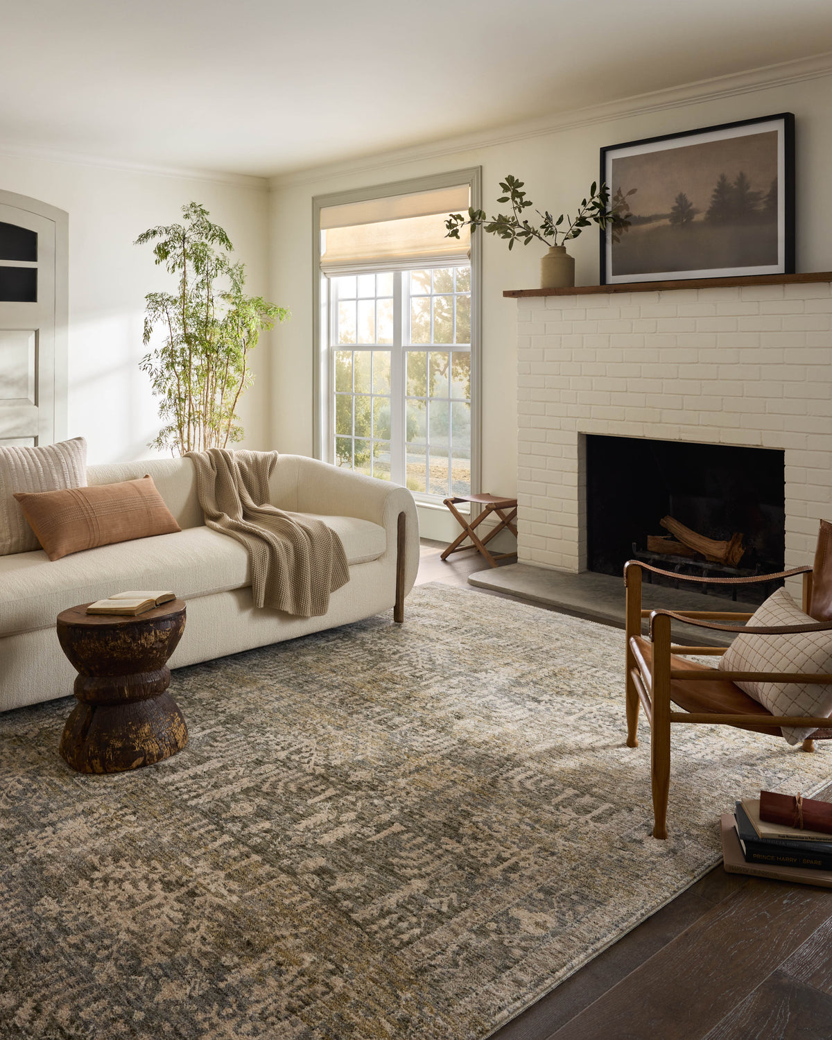 Magnolia Home by Joanna Gaines x Loloi  18" x 18" Sample Rug