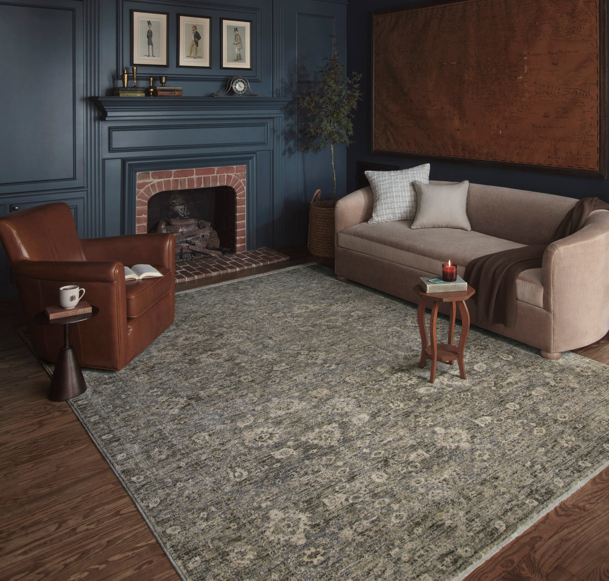 Magnolia Home by Joanna Gaines x Loloi  18" x 18" Sample Rug