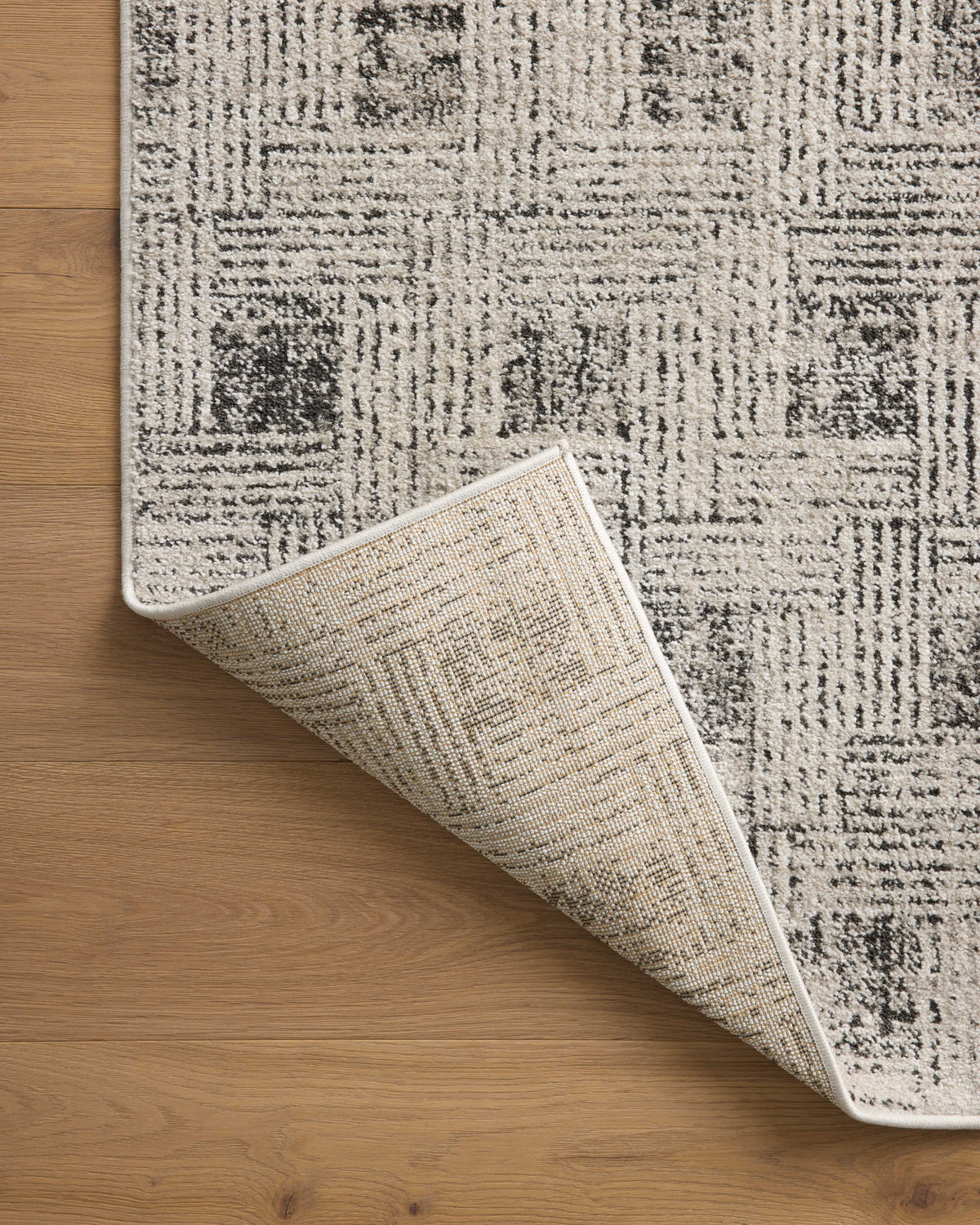Loloi Kamala 18" x 18" Sample Rug