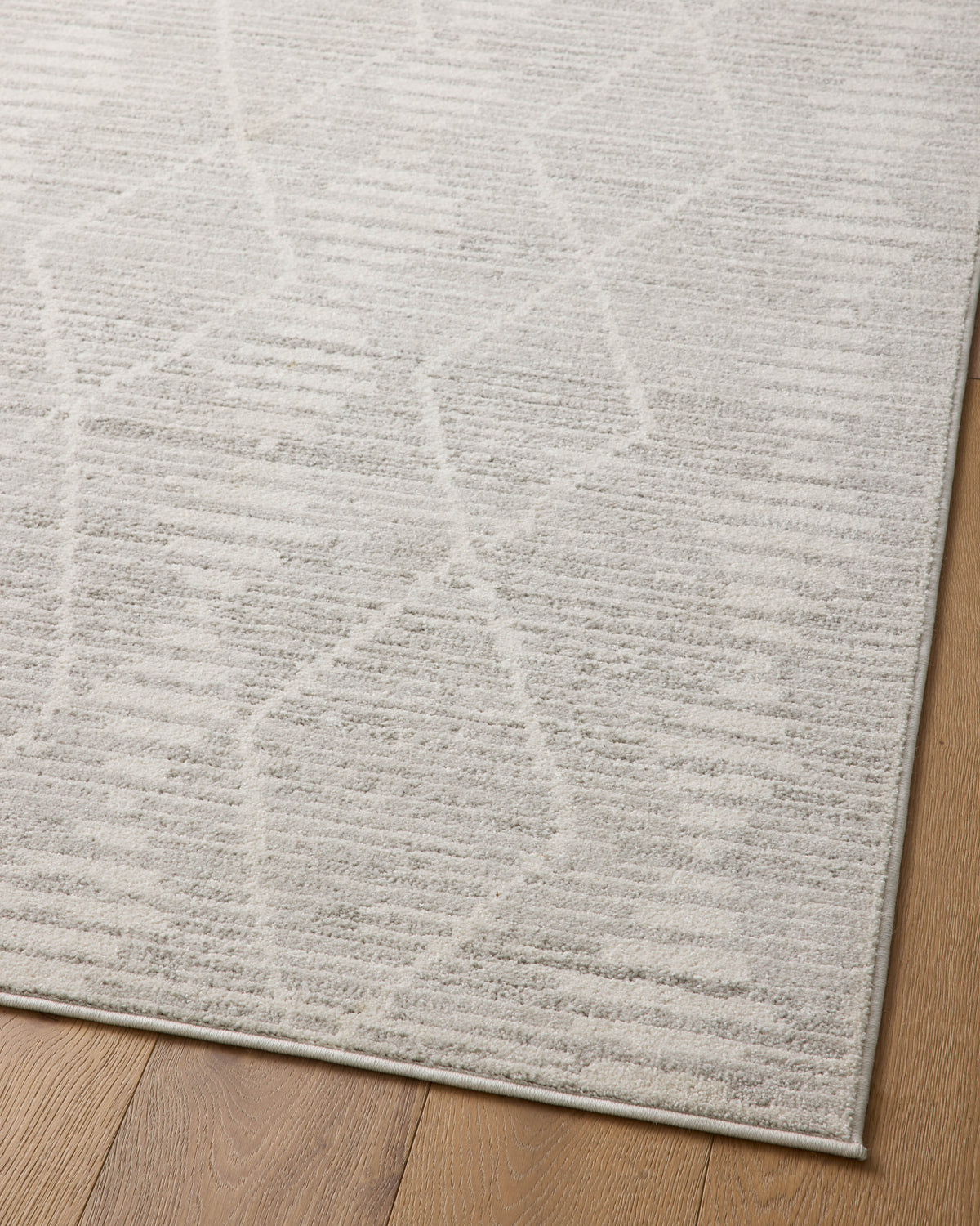 Loloi Kamala 18" x 18" Sample Rug