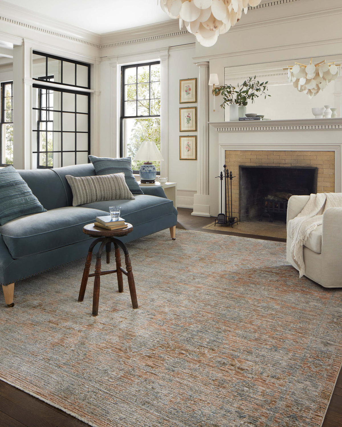 Jean Stoffer x Loloi Katherine 18" x 18" Sample Rug
