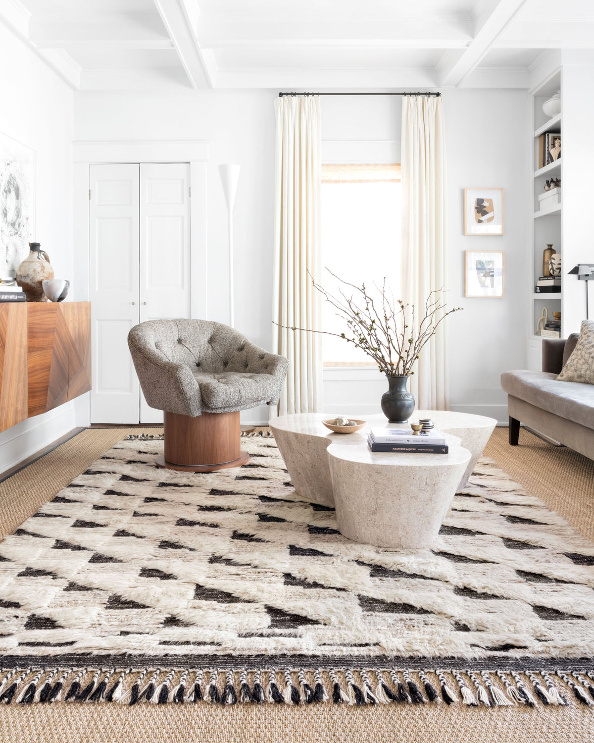 Loloi Khalid 18" x 18" Sample Rug