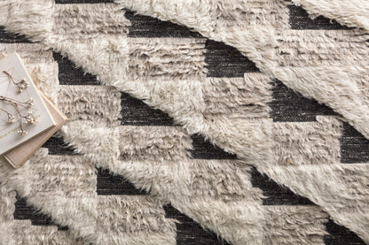 Loloi Khalid 18" x 18" Sample Rug