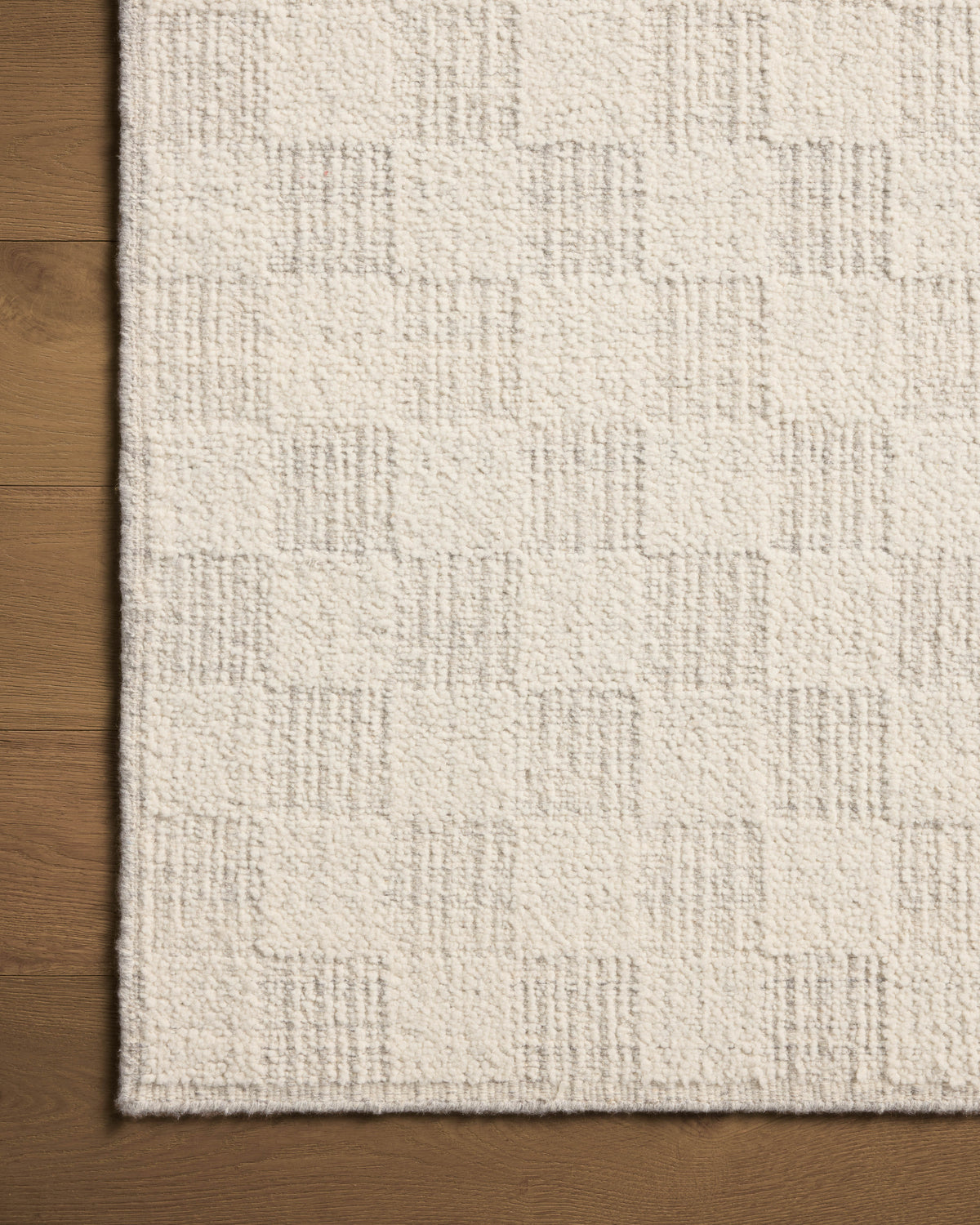 Brigette Romanek x Loloi Knox Ivory / Silver 18" x 18" Sample Rug