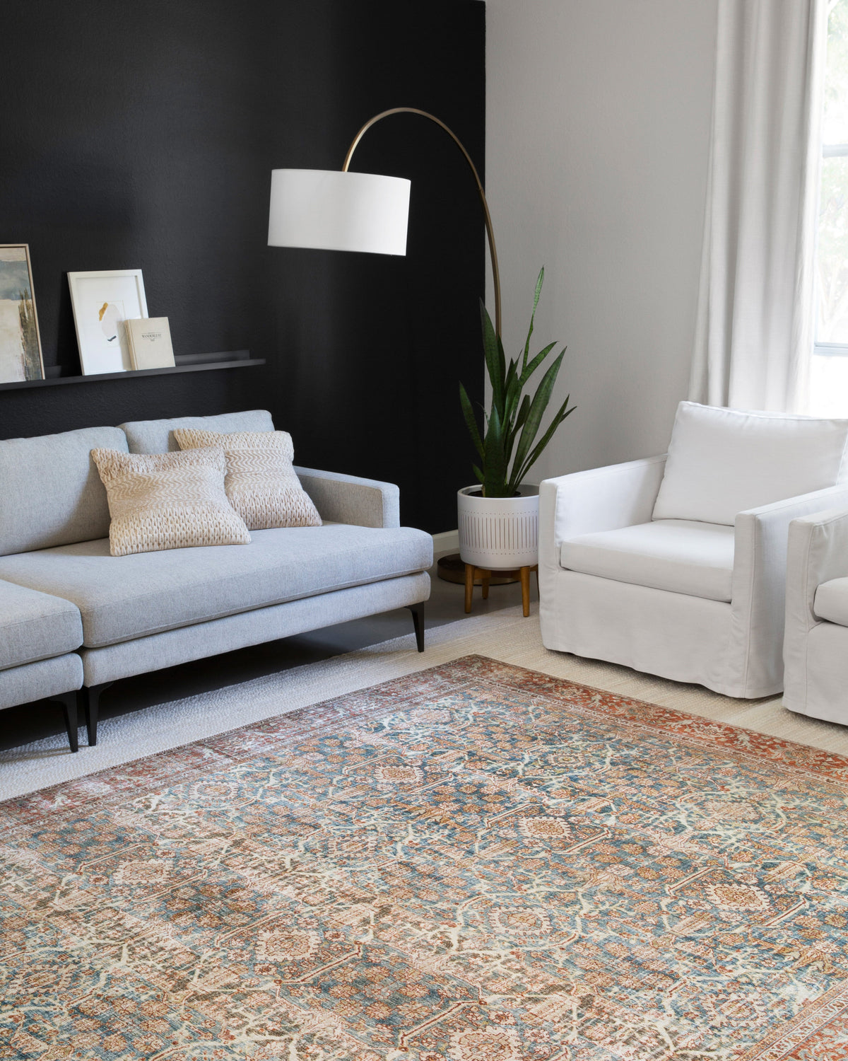 Loloi Layla 18" x 18" Sample Rug
