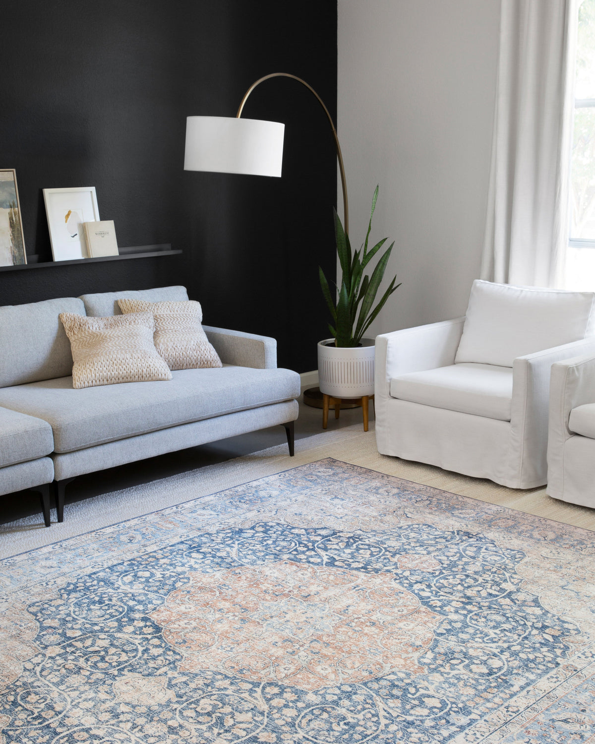 Loloi Layla Accent Rug