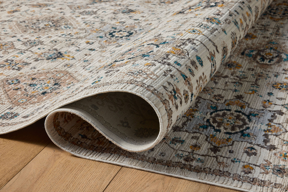 Loloi Leigh 4'-0" x 5'-5" Accent Rug