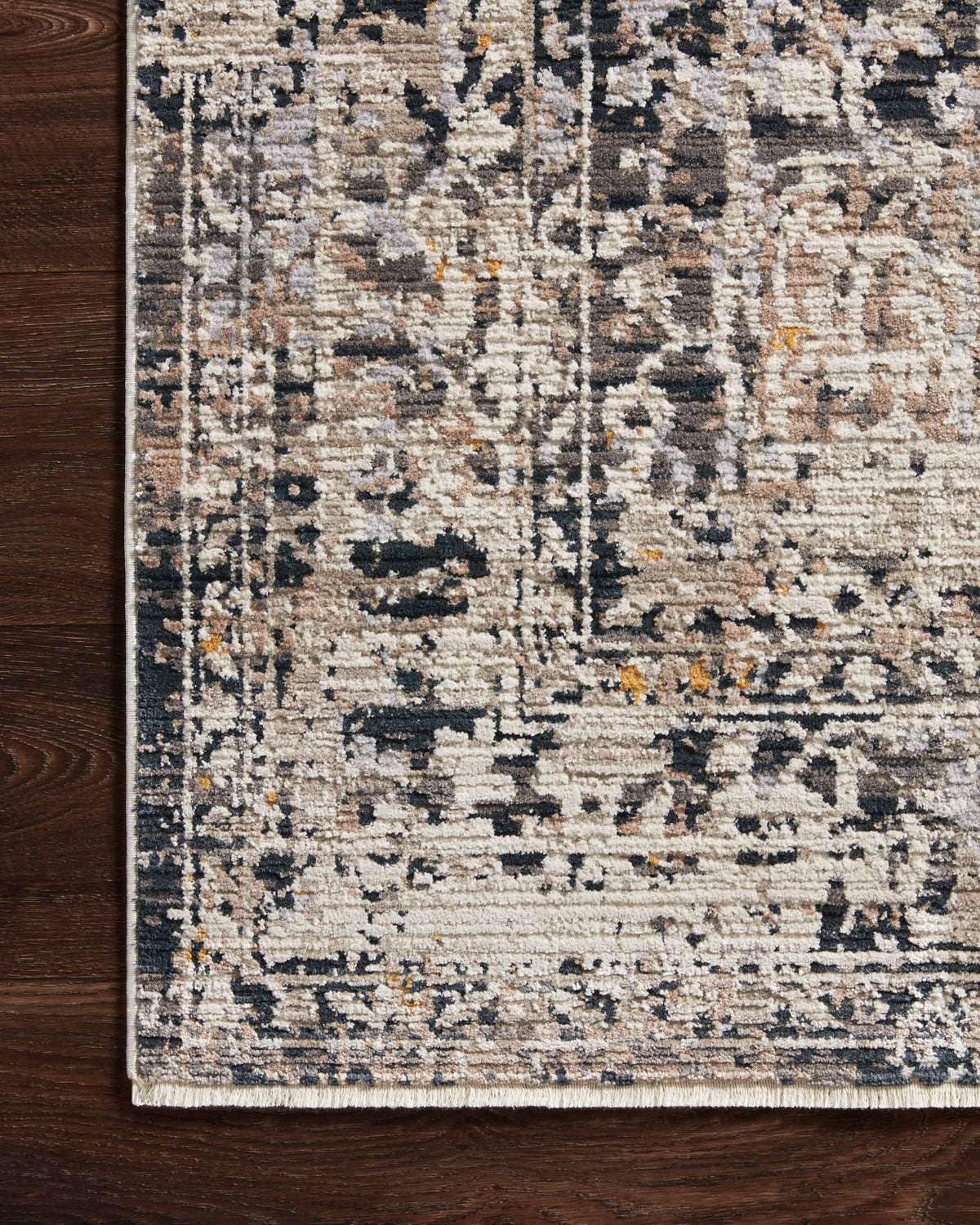 Loloi Leigh 4'-0" x 5'-5" Accent Rug