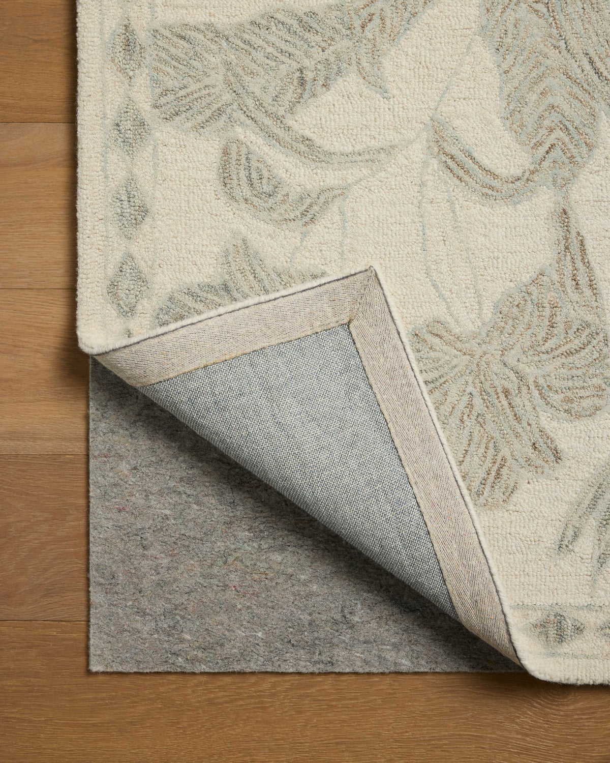 Loloi Lenore 18" x 18" Sample Rug
