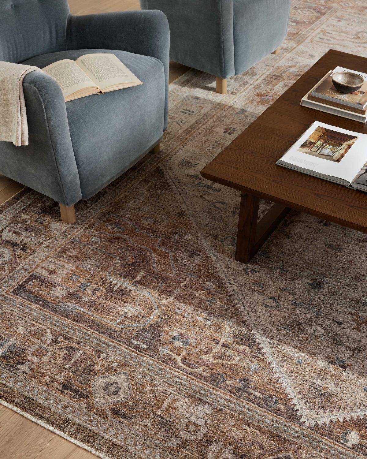 Loloi Lyra 18" x 18" Sample Rug