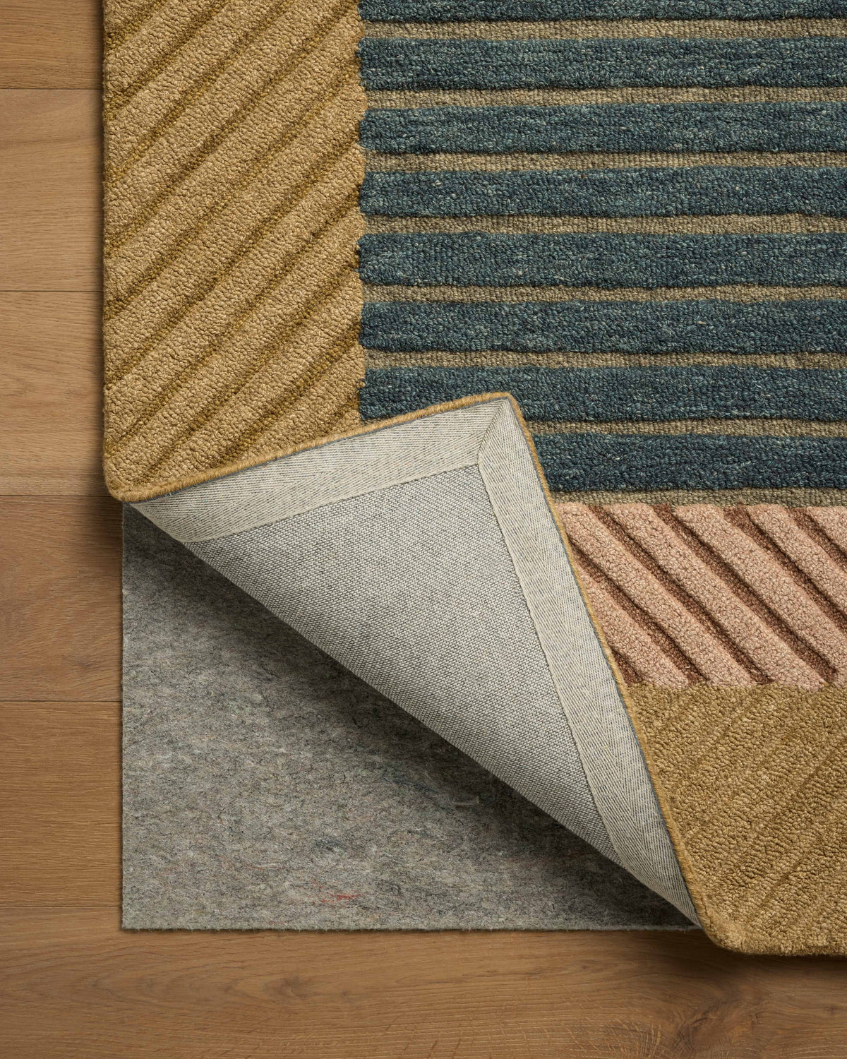 Brigette Romanek x Loloi Madi 18" x 18" Sample Rug