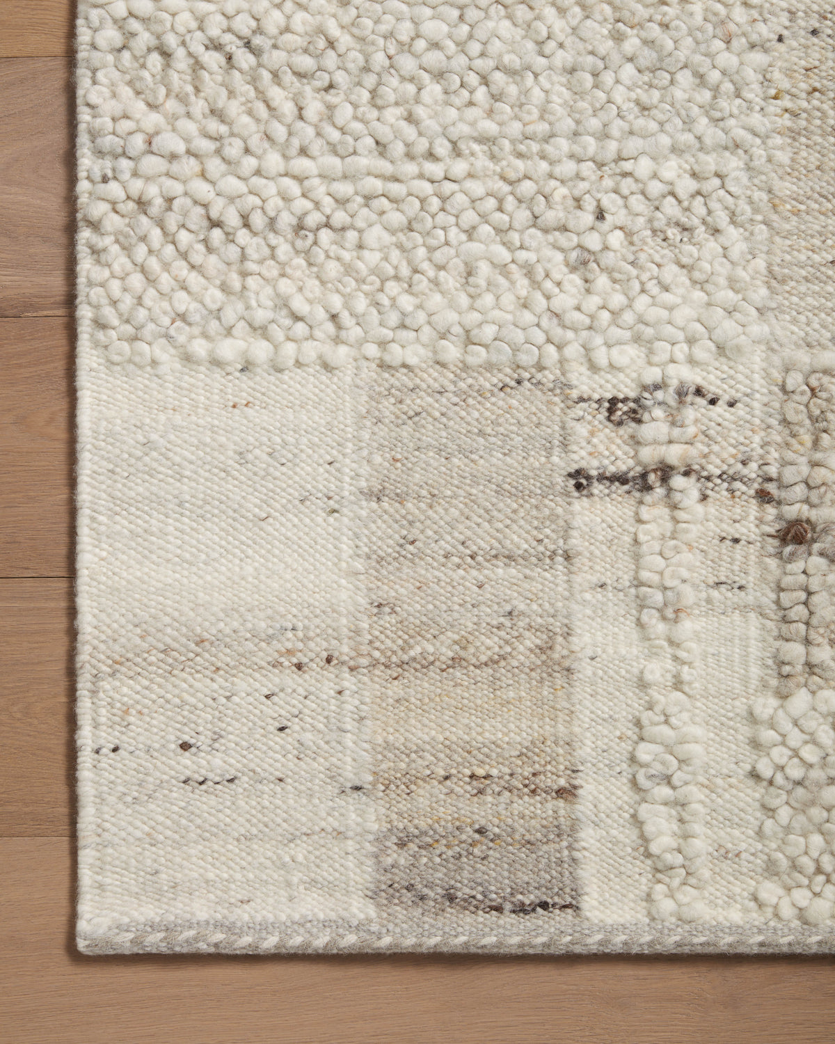 Loloi Manfred 18" x 18" Sample Rug