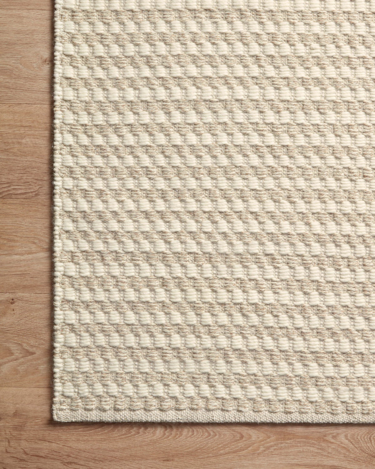 Amber Lewis X Loloi Ojai 18" X 18" Sample Rug