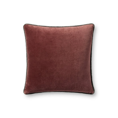 Chris Loves Julia x Loloi Liza Pillow