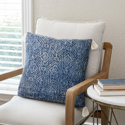 Loloi P0621 Pillow