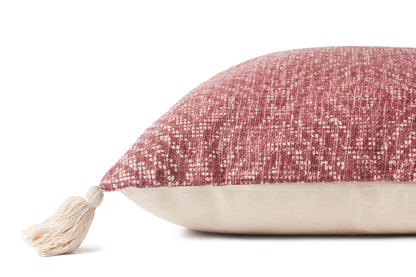 Loloi P0621 Pillow