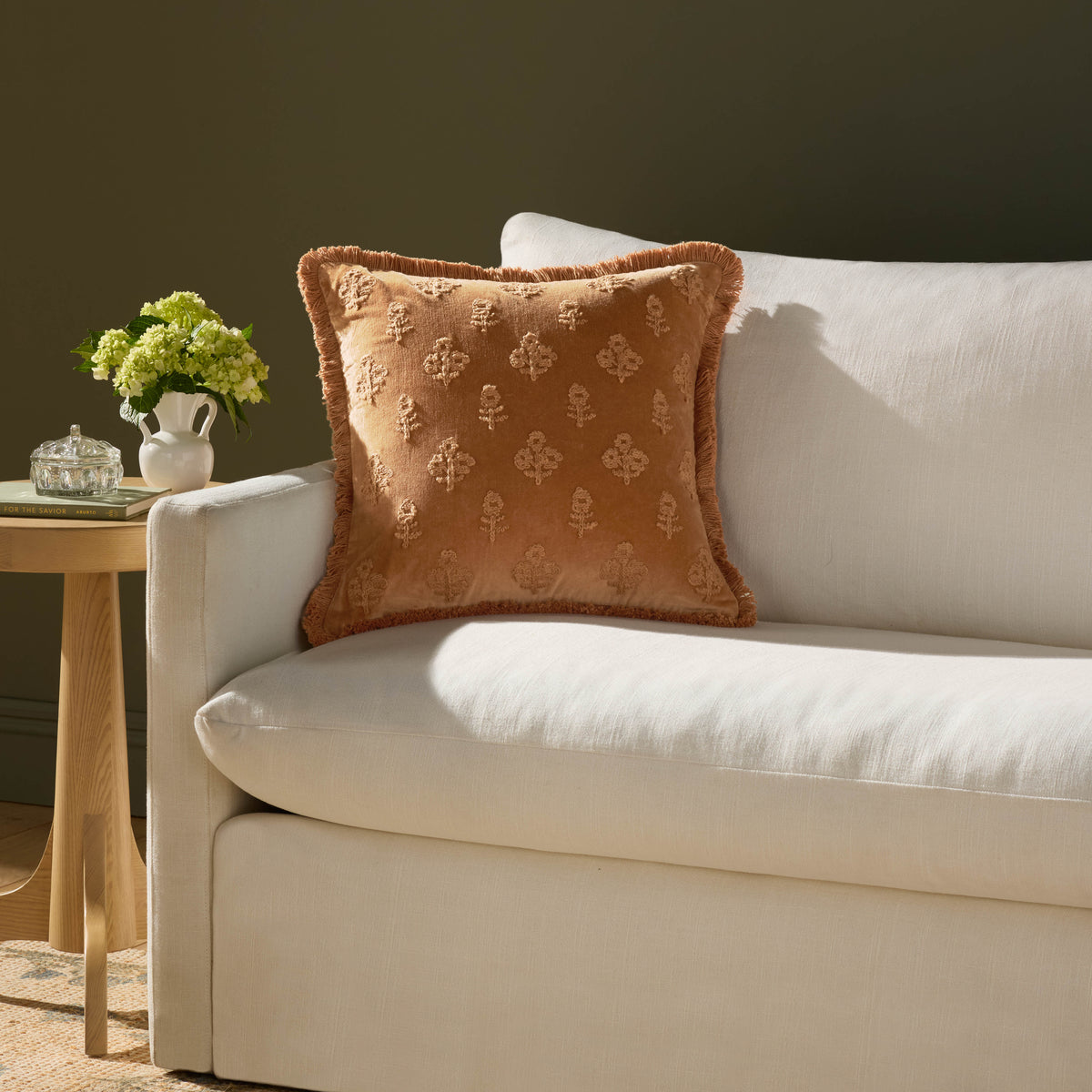 Chris Loves Julia x Loloi Darla 18'' x 18'' Pillow