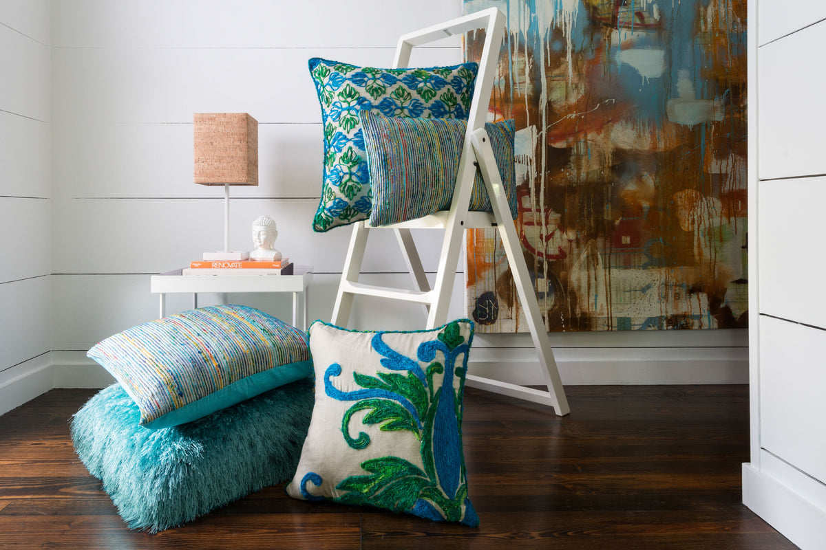 Loloi P0242 Pillow