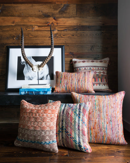 Loloi P0242 Pillow