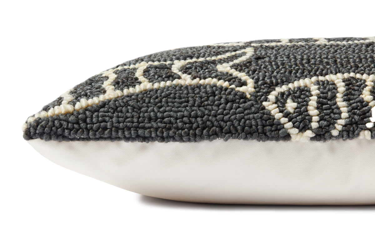 Loloi P0908 Pillow