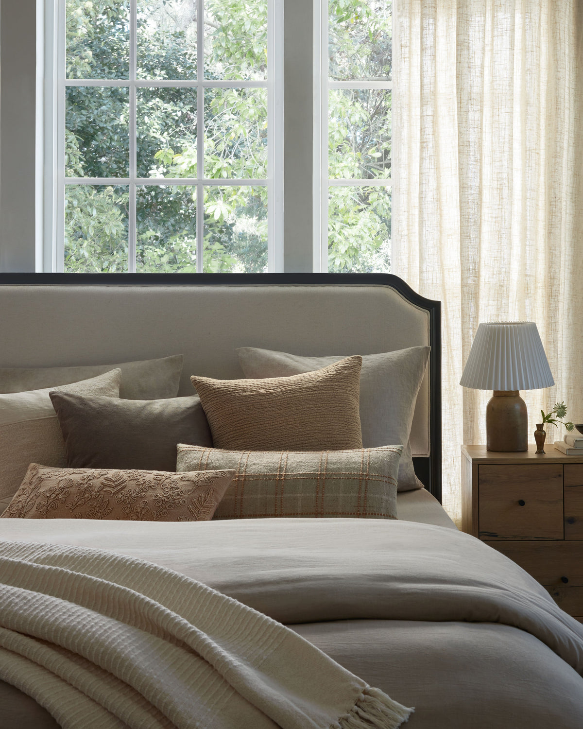 Magnolia Home by Joanna Gaines x Loloi Gale PMH0050 Latte 22'' x 22'' Pillow