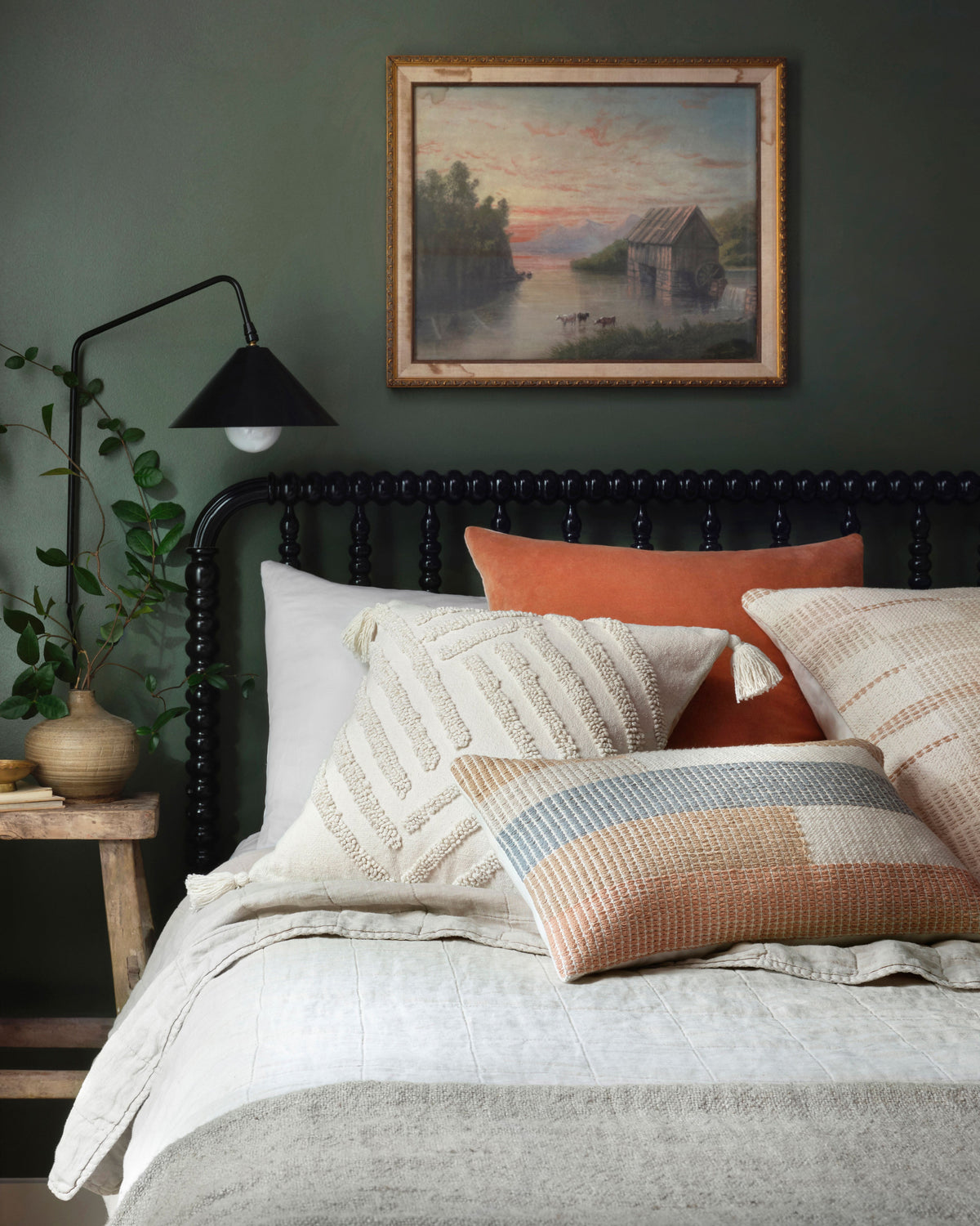 Magnolia Home by Joanna Gaines x Loloi P1153 Pillow