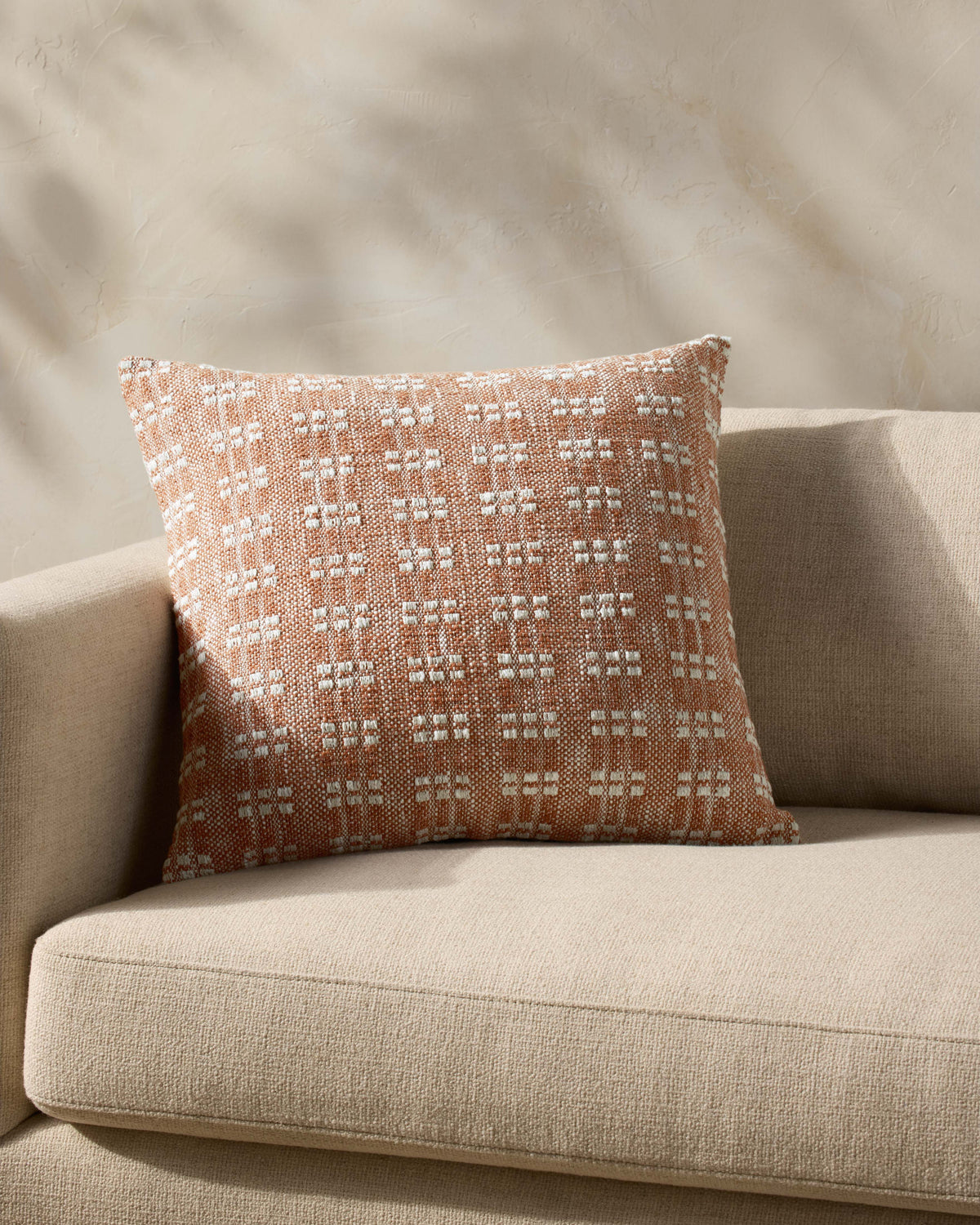 Magnolia Home by Joanna Gaines x Loloi Bryn 22'' x 22'' Pillow